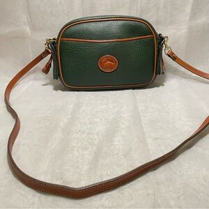 Dooney & Bourke Small Kitty AWLCrosbody in Green Leather✨VINTAGE✨